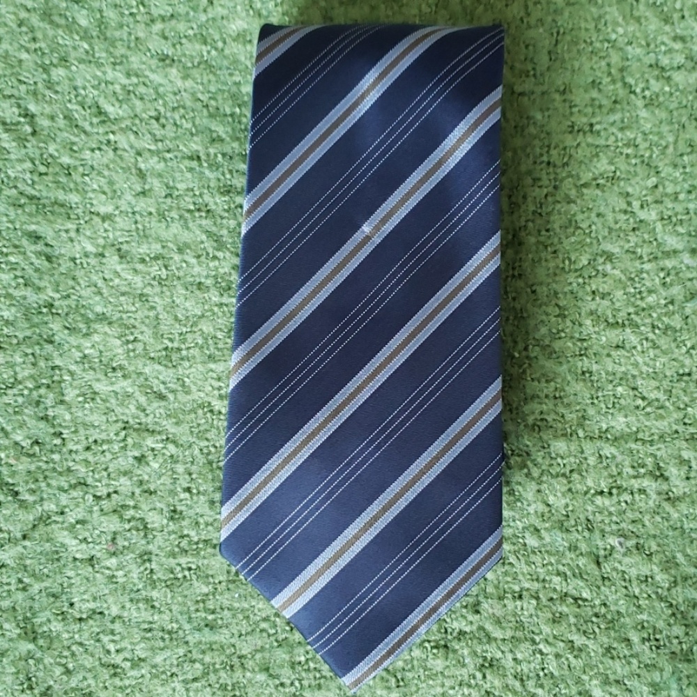 Tie